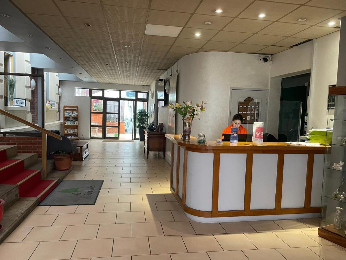 Hotel Le Beau Site Gien Exteriör bild