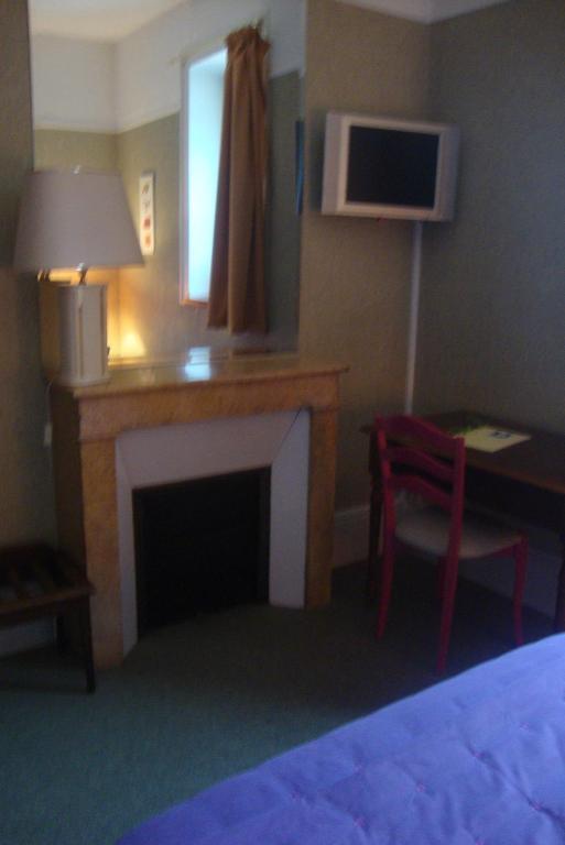 Hotel Le Beau Site Gien Exteriör bild